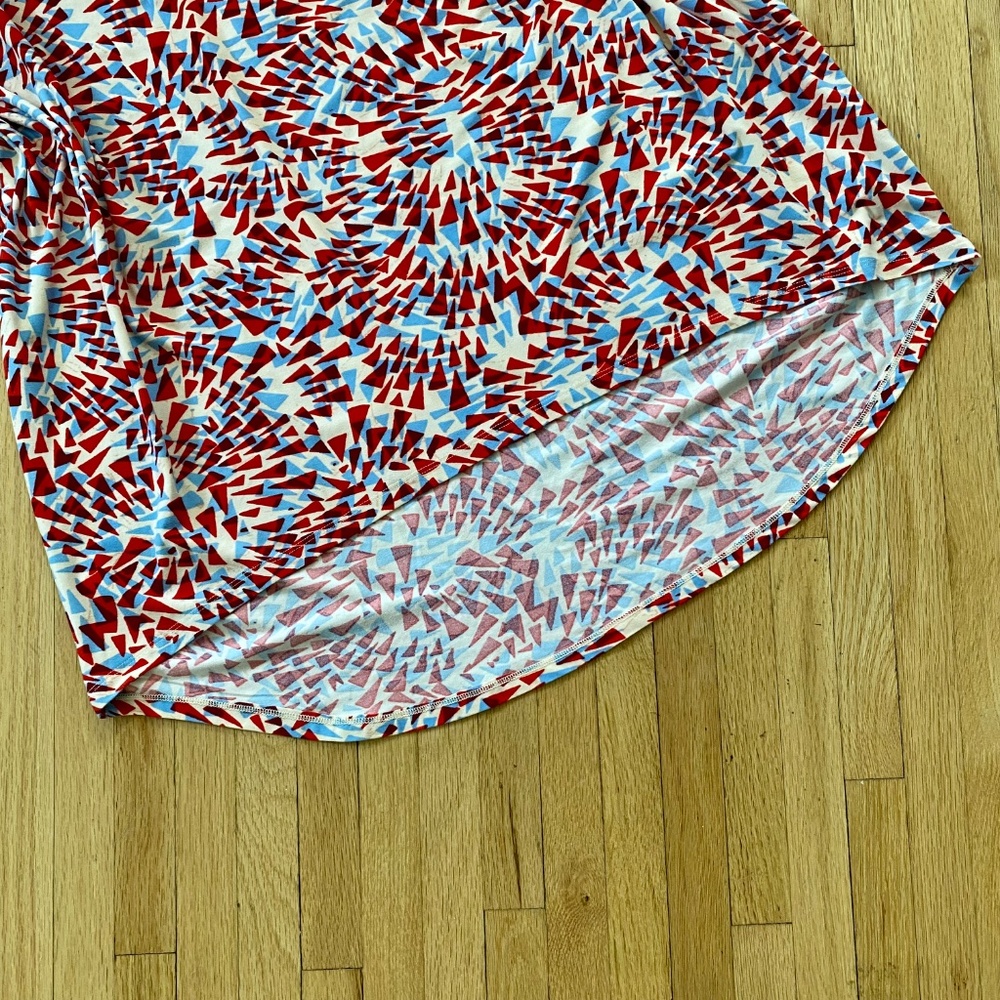 Modern‎ Casual L Flowing Tunic Top Geometric Red Blue Pattern - Picture 5 of 9